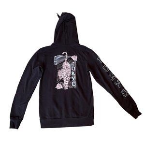 No Boundaries Tokyo Graphic Hoodie